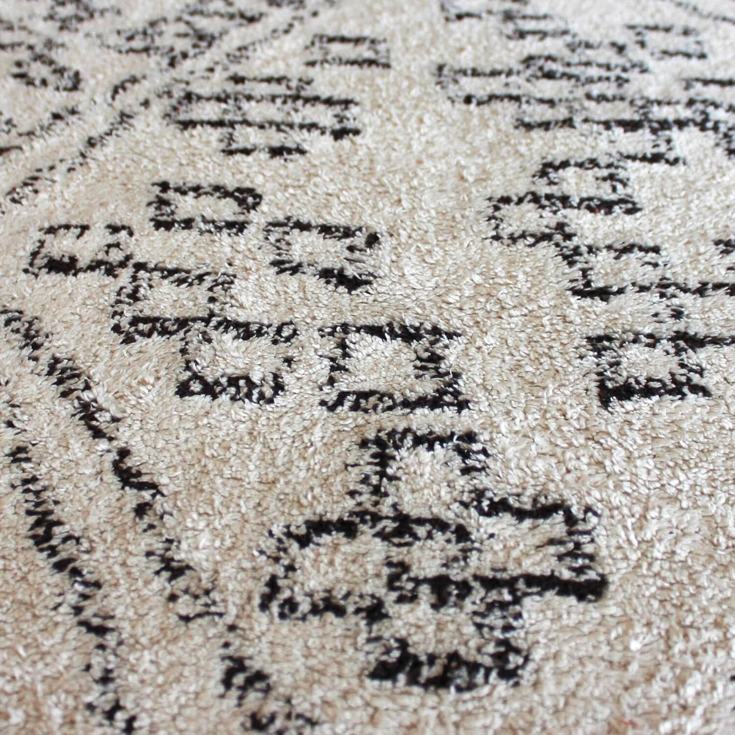 Uttermost Campo Rug - Thumbnail 3